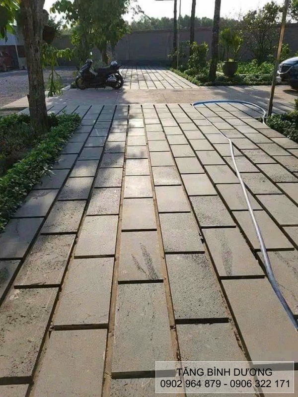 Sân vườn ốp đá tổ ong sang trọng, hiện đại