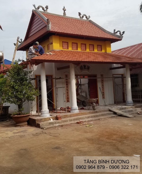 Sử dụng ngói vảy cá Đất Việt lợp mái đền, chùa Sử dụng ngói vảy cá Đất Việt lợp mái đền, chùa