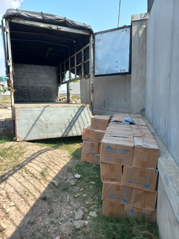 Đá bóc đen giao công trình tại Bình Chánh