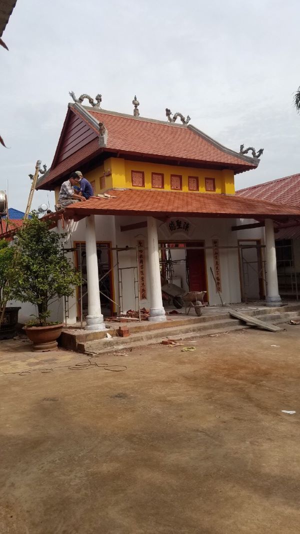 Đình Xuân Quế sử dụng ngói vảy cá Hạ Long