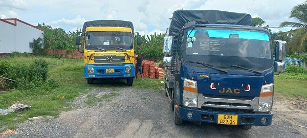 Công Trình ở Gò Công Tiền Giang đã nhận được lô hàng ngói lợp 22 Công Trình ở Gò Công Tiền Giang đã nhận được lô hàng ngói lợp 22