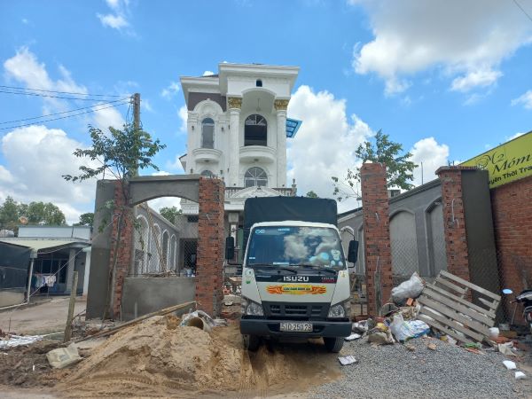 Đá suối đá răng lược giao tới công trình anh Bình - Trảng Bàng -Tây Ninh