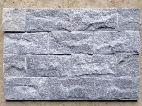 Đá bóc xám ốp tường