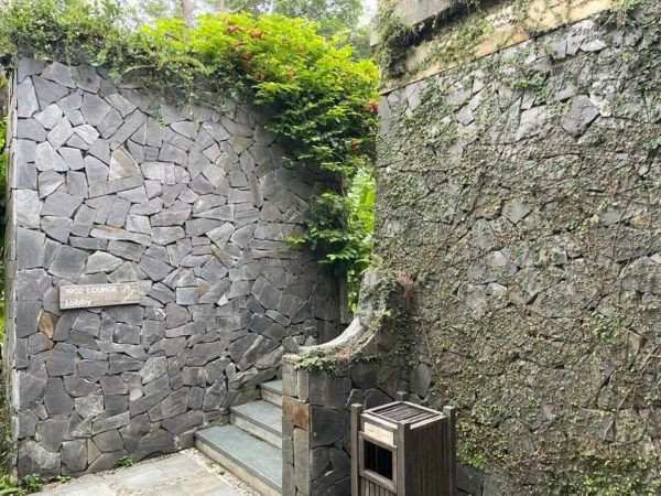 Tạo điểm nhấn đặc biệt cho quán Cafe với đá rối Đen Lai Châu