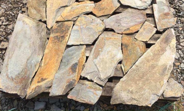 Đá rối vàng Miền Tây