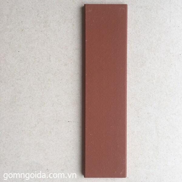 Gạch thẻ trang trí ngoại thất màu đỏ mịn, lì, phù hợp với nhà ở, quán cà phê cổ điển