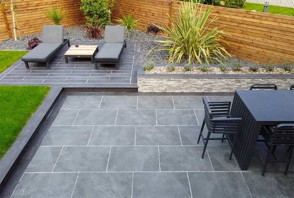 Mẫu đá lát sân vườn biệt thự được yêu thích hiện nay