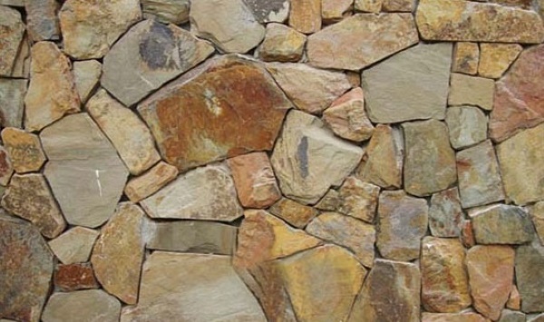 Đá chẻ bao vàng