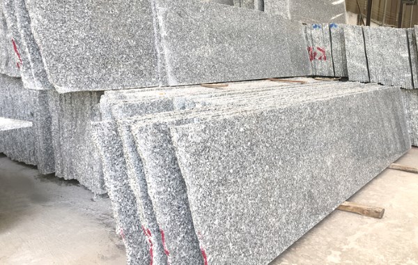 Đá granite trắng suối