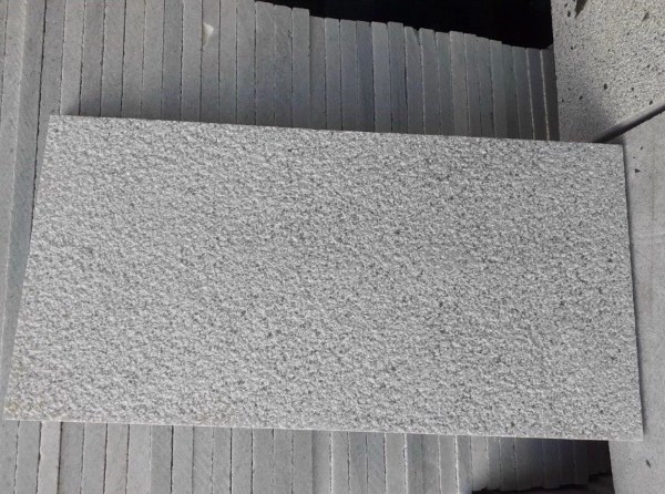 Đá băm trắng xám