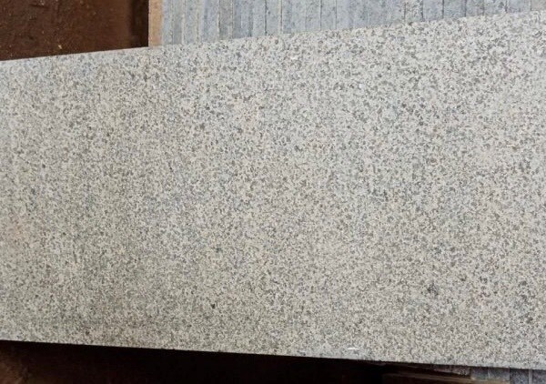 Đá Campuchia khò lửa lát sân