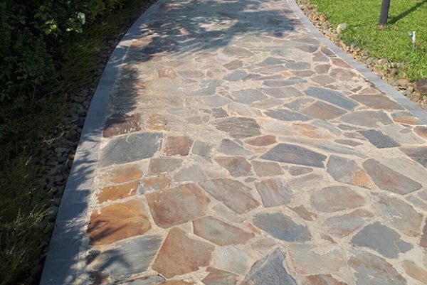 Đá đa sắc Lai Châu lát lối đi sân vườn