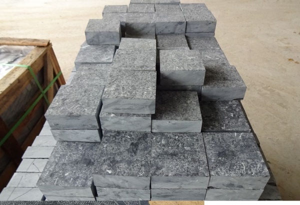 Đá xanh đen Cubic