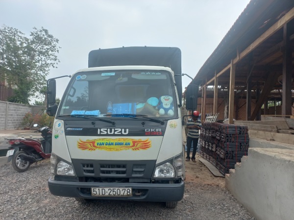 Ngói 22 Đất Việt Tráng Men Màu Ghi Giao Công Trình Xuyên Mộc – Bà Rịa – Vũng Tàu