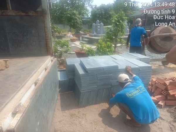 Đá mài hon 30x60 giao đến công trình Long An