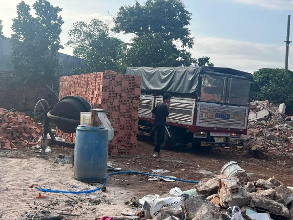 Tiến hành bàn giao cho khách hàng