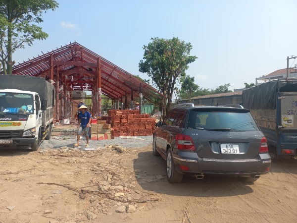 Ngói lợp 22 Đất Việt giao công trình tại QL13