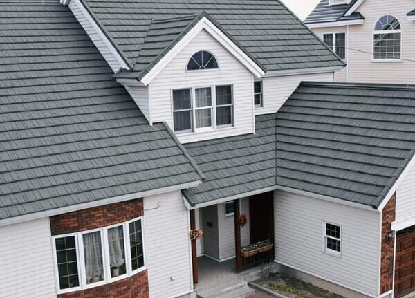 Công trình thi công tấm lợp bitum phủ đá cao cấp Công trình thi công tấm lợp bitum phủ đá cao cấp