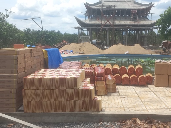 Ngói âm Dương Giao Phạm Văn Hai, Bình Chánh