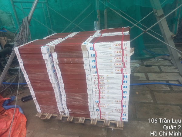Gạch Lát Tráng Men đỏ 40×40 Đất Việt Giao Công Trình Quận 2
