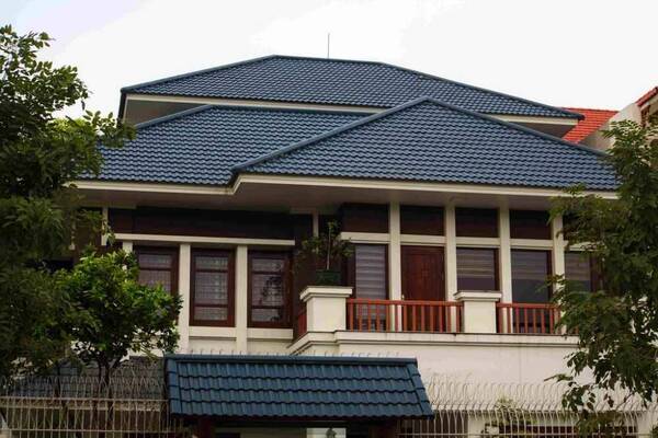 Ngói màu xi măng có rất nhiều kiểu dáng và màu sắc khác nhau