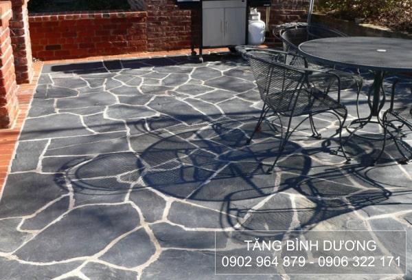 Đá chẻ bao xanh lát sân nhà, hàng quán