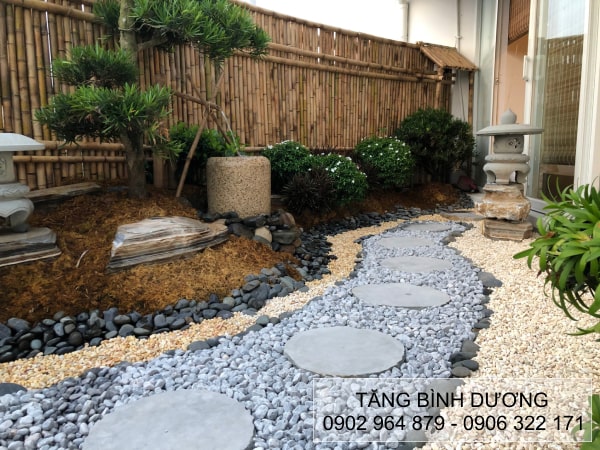 Đá thớt bước dậm Bazan trang trí vườn Đá thớt bước dậm Bazan trang trí vườn