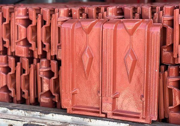 Ngói Hạ Long 22v m2 tráng men Ngói Hạ Long 22v m2 tráng men