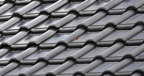 Ngói lợp nhà thông minh tích hợp năng lượng mặt trời để sản xuất điện