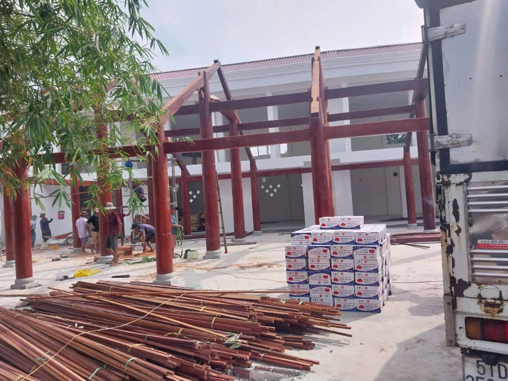 Vẻ đẹp kiến trúc hoàn mỹ từ ngói vảy cá Đất Việt