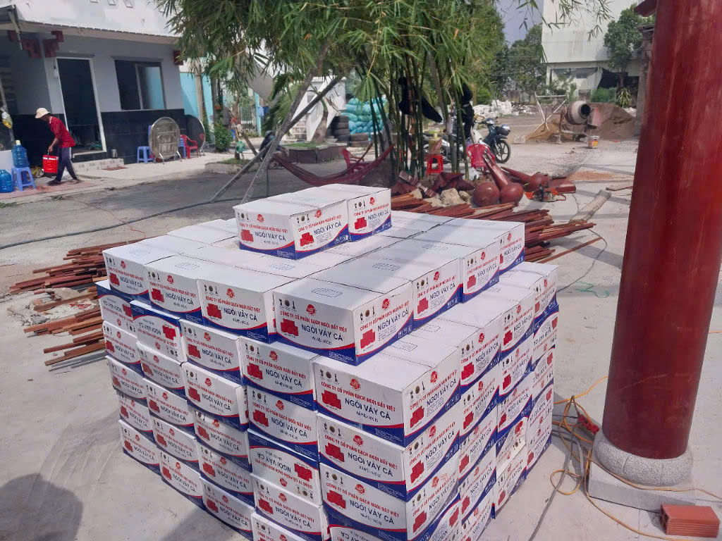 Tăng Bình Dương cung cấp ngói vảy cá Đất Việt cho công trình Tiền Giang