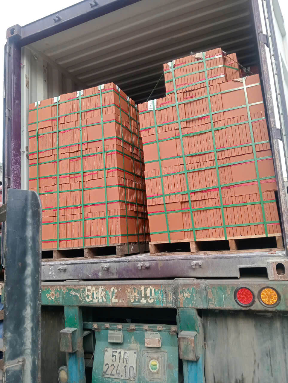 Gạch nem tách 30x30 Viglacera Hạ Long hàng sẵn kho