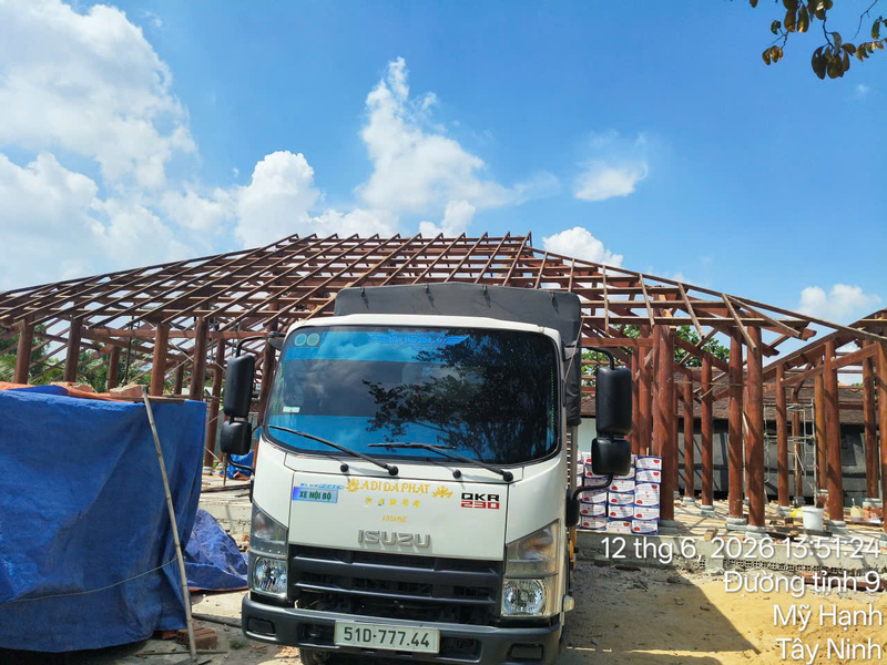Ngói vảy cá Đất Việt giao công trình nhà gỗ tại Đức Hòa, Long An Ngói vảy cá Đất Việt giao công trình nhà gỗ tại Đức Hòa, Long An
