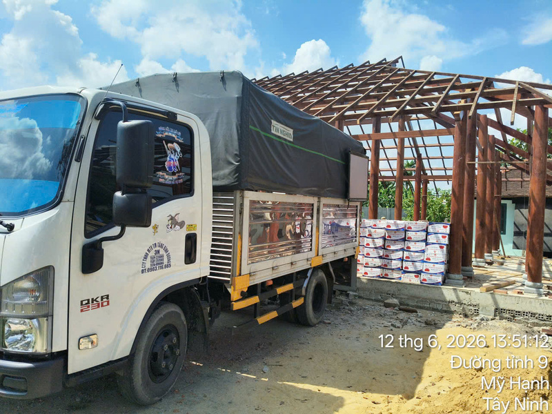 Ngói vảy cá Đất Việt giao công trình nhà gỗ tại Đức Hòa, Long An Ngói vảy cá Đất Việt giao công trình nhà gỗ tại Đức Hòa, Long An