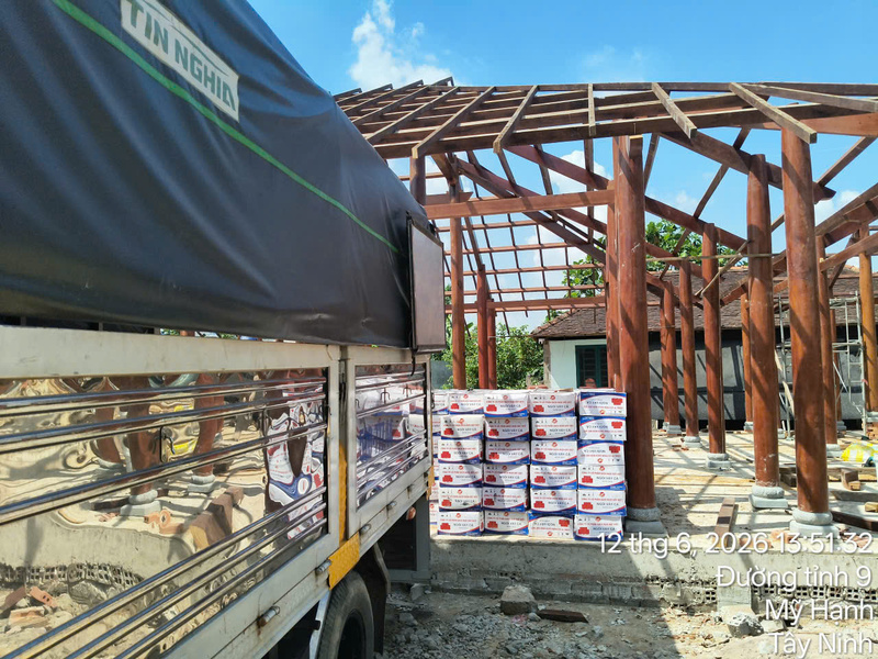 Ngói vảy cá Đất Việt giao công trình nhà gỗ tại Đức Hòa, Long An Ngói vảy cá Đất Việt giao công trình nhà gỗ tại Đức Hòa, Long An